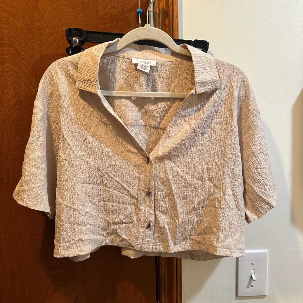 Light weight crop top